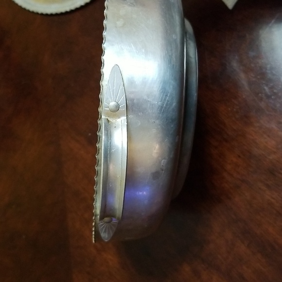 ALUMINUM BOWL W LID W TULIP MOTIF & FLOWER BUD HANDLE - Picture 5 of 5